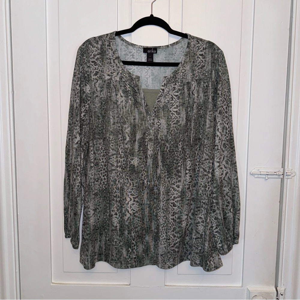 ✨erika multicolor embellished long sleeve top✨